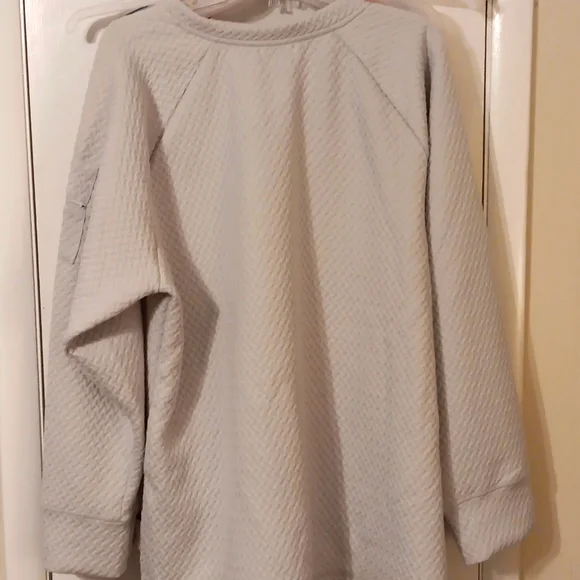 Nine West plus size pullover - Picture 5 of 5